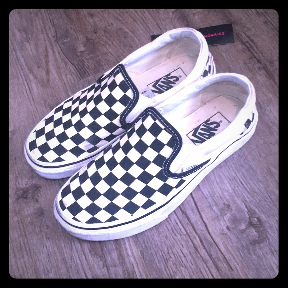 6.5 checkered vans